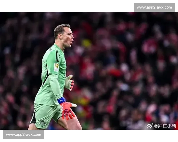 排面拉满！诺伊尔点赞周通世俱杯表现：顶级尊重！穆勒秘密对话曝光