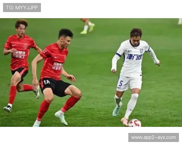 徐正源钦定韩鹏飞为防线核心；伤病潮加剧蓉城保级压力